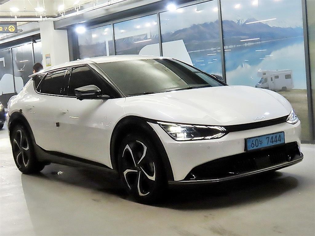 기아 EV6 Rong Reinji 2WD Eoseu