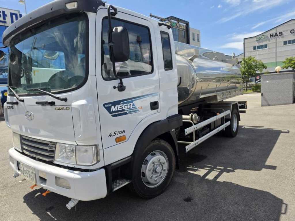 Hyundai Mega Truck Salsucha 5t