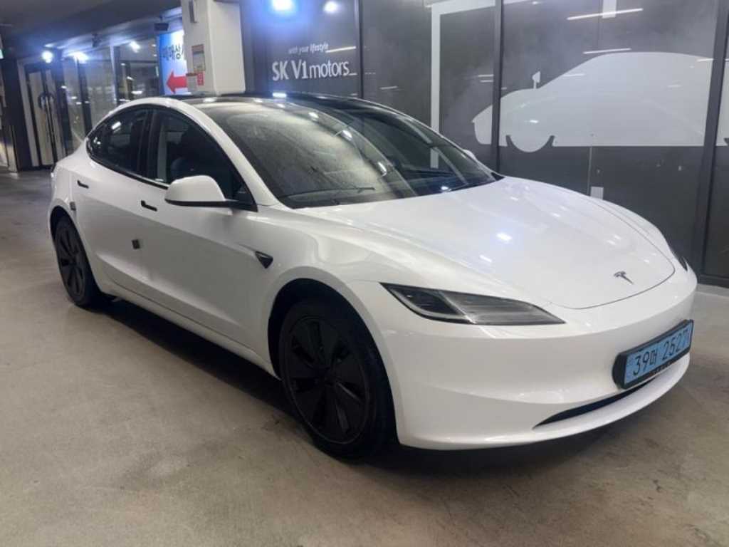테슬라 Model 3 RWD
