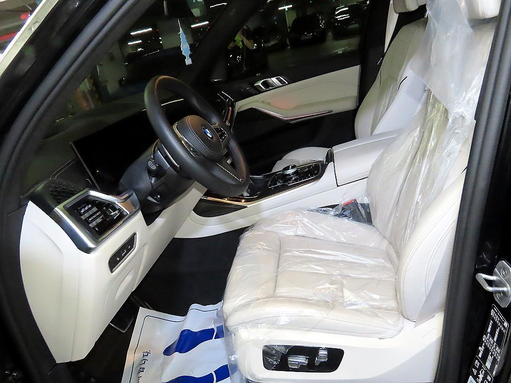 BMW X7 40i xDrive M Sport Paek
