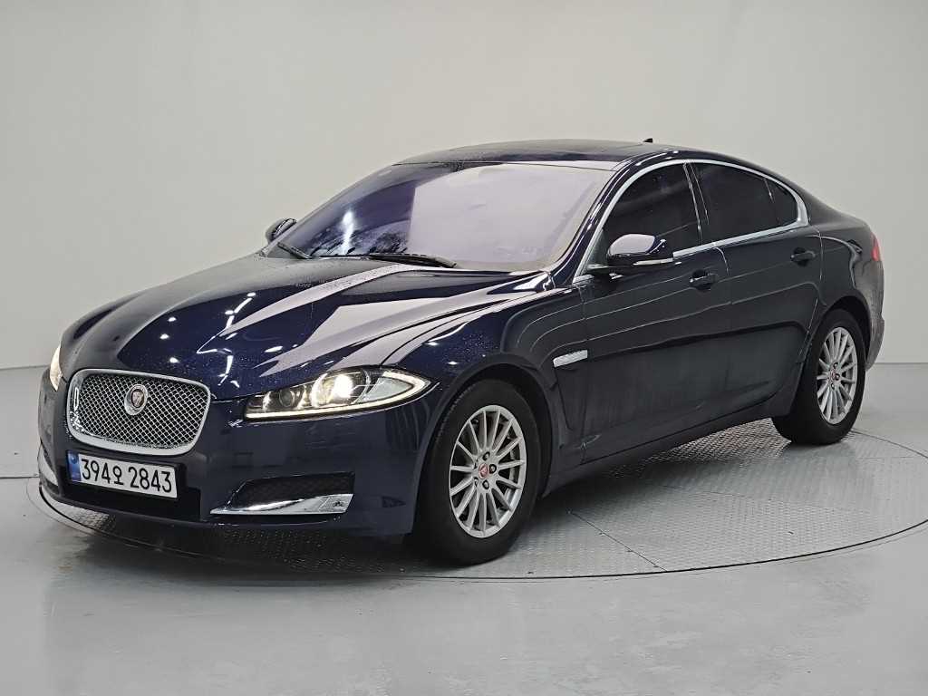 Jaguar XF 2.0 Luxury