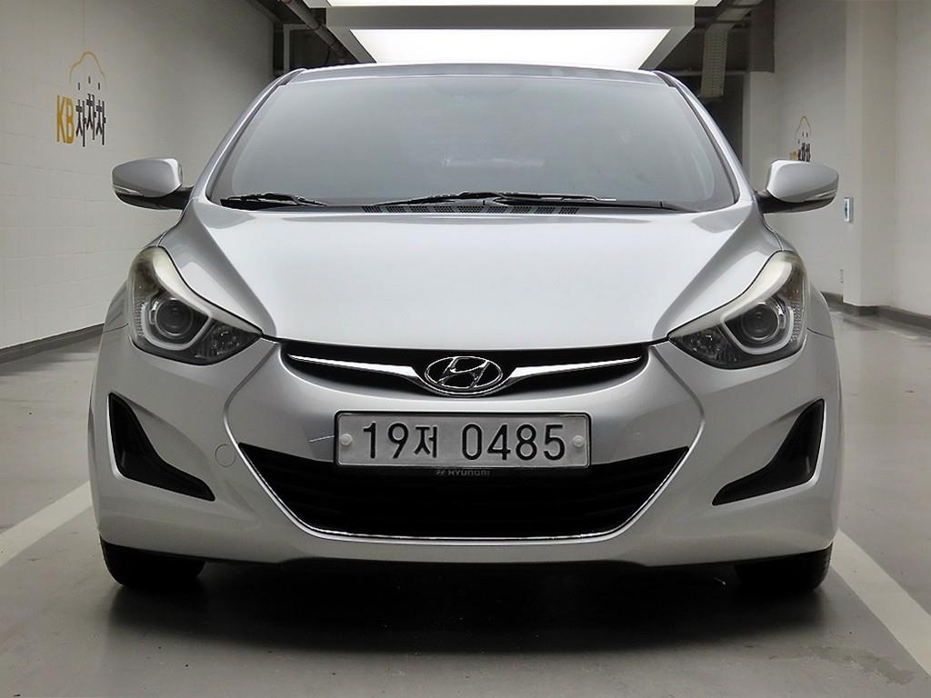 현대 아반떼 1.6 VGT Style
