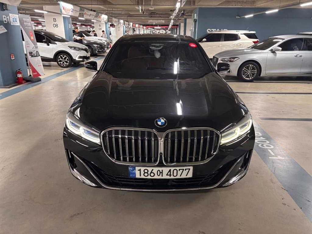 BMW 7 Series 740Li xDrive Dijain Pyueo Ekselreonseu