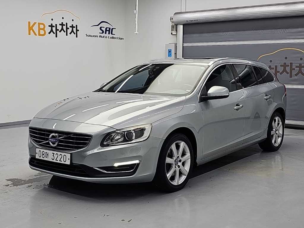 Volvo V60 D3 Momenteom