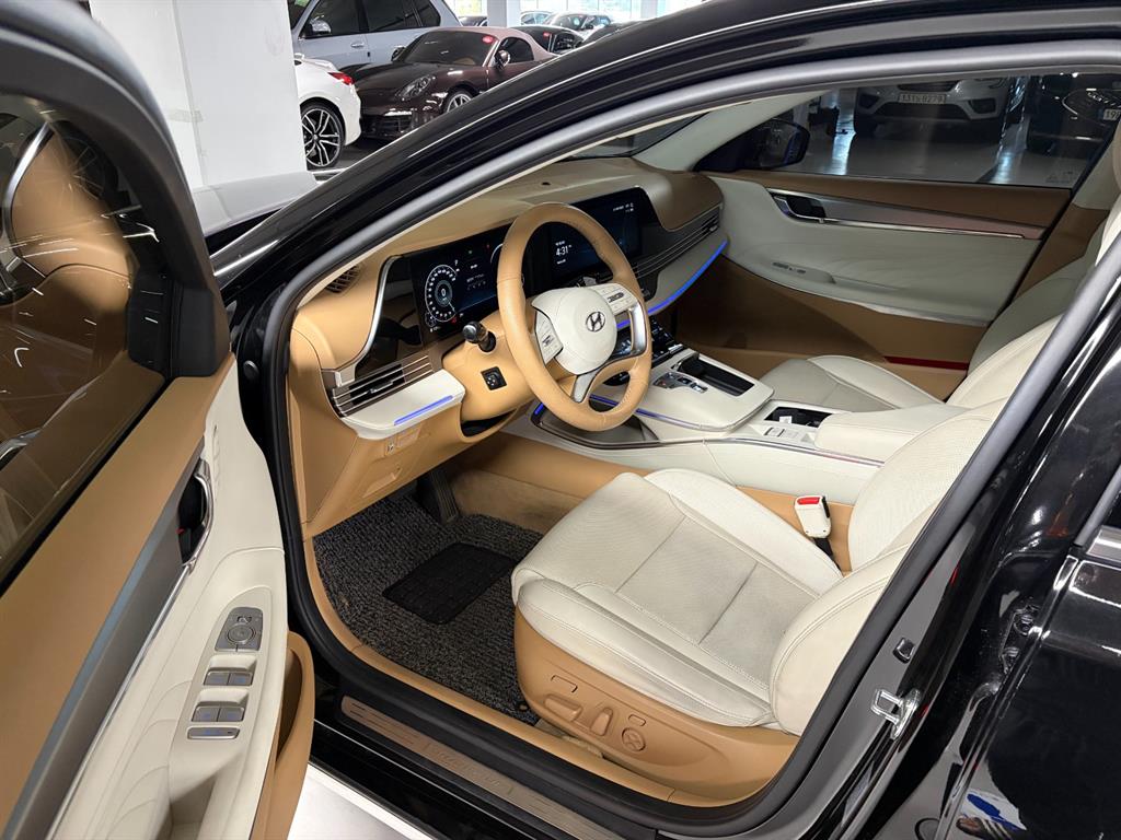 Hyundai Grandeur 3.3 Calligraphy