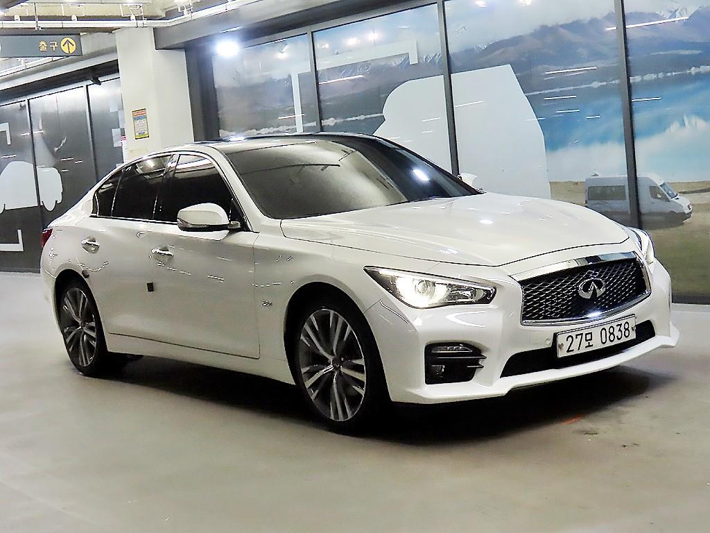 Infiniti Q50 2.2D