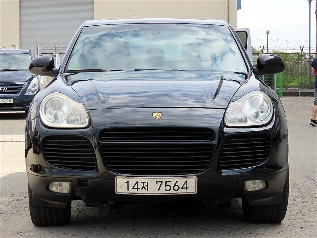 포르쉐 카이엔 4.5 Turbo