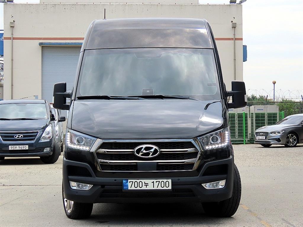 현대 Ssolrati Ssolrati 15 인승 Luxury