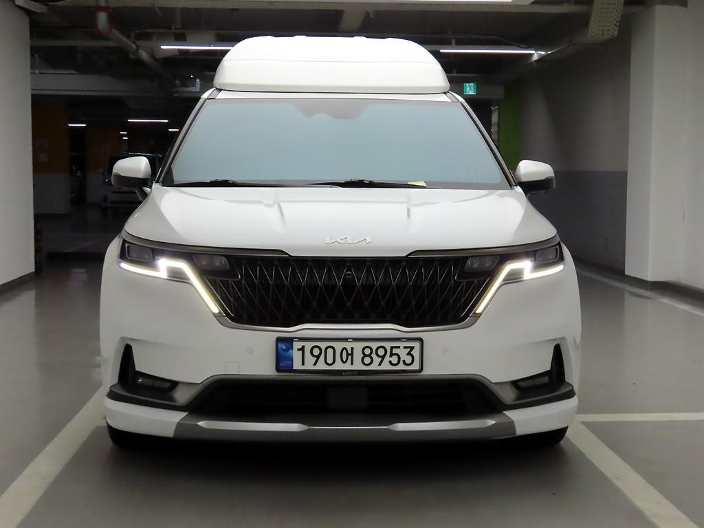 Kia Carnival Hairimujin 9 seats Signature