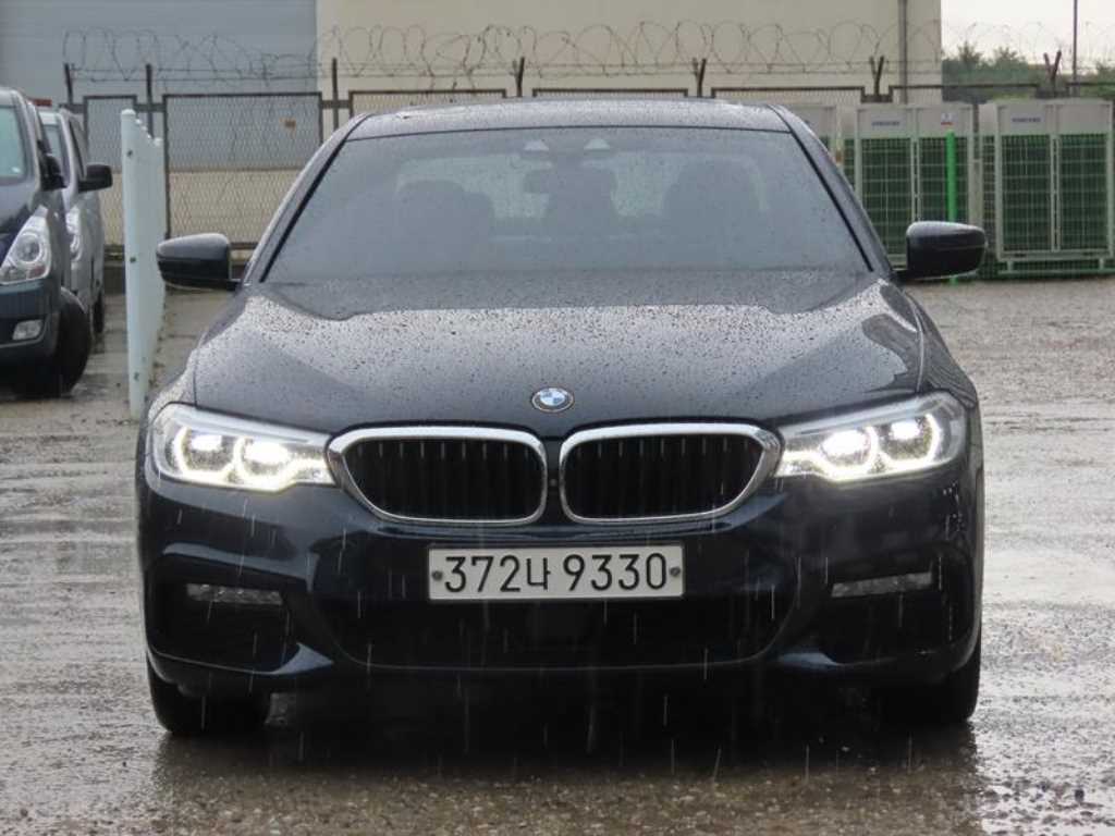 BMW 5 Series 530i xDrive Sport Plus