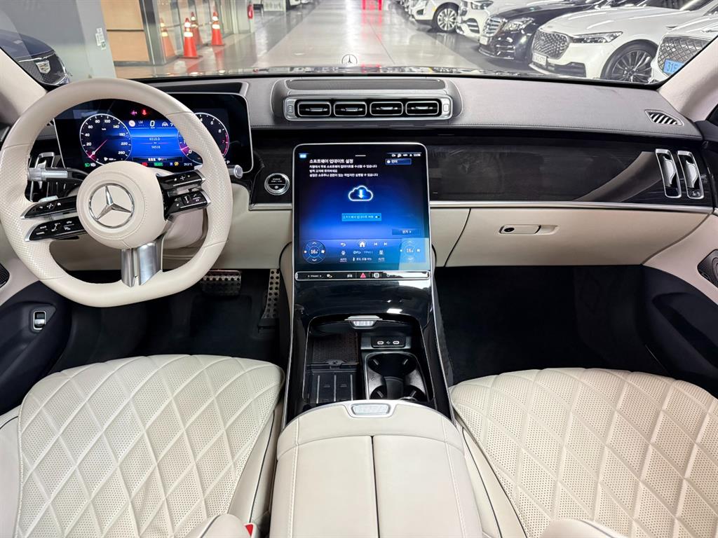 Mercedes-Benz S-Class S500L 4Maetik