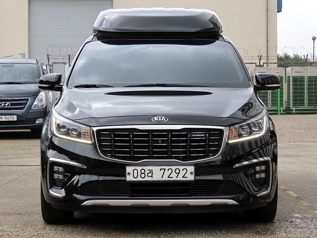 Kia Carnival Hairimujin 9 seats Noblesse Special
