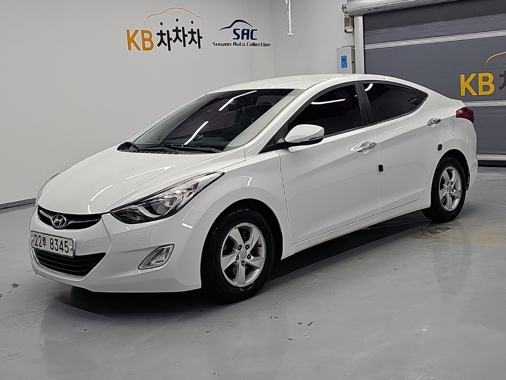 Hyundai Avante M16 GDi Luxury