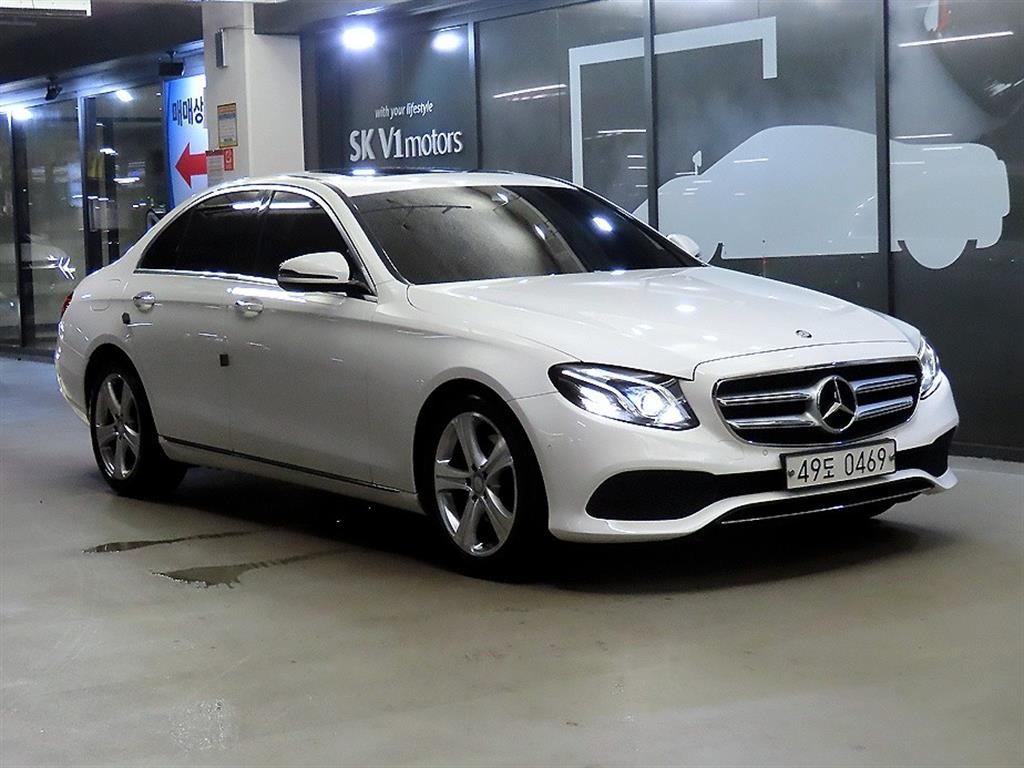 Mercedes-Benz E-Class E220d Avantgarde