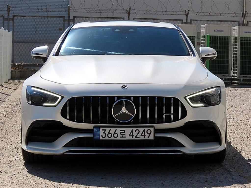 Mercedes-Benz AMG GT 43 4Maetik+