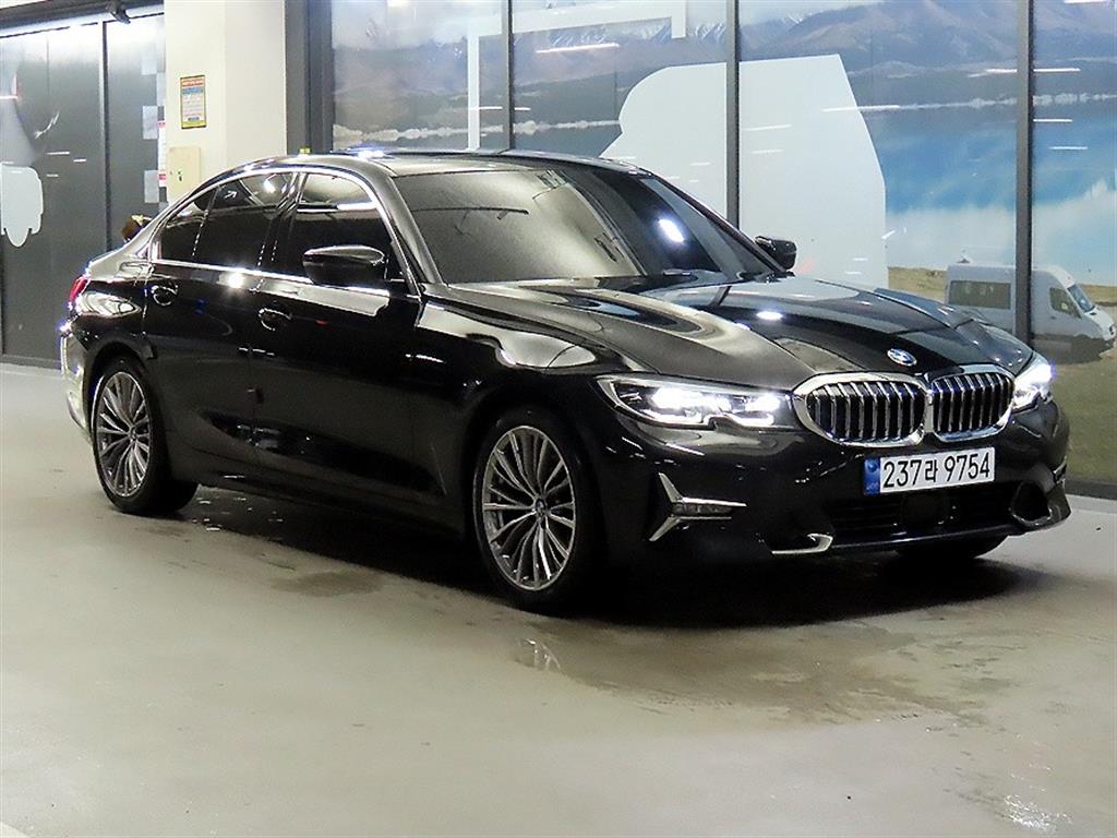 BMW 3시리즈 320i Luxury Inobeisyeonpaek