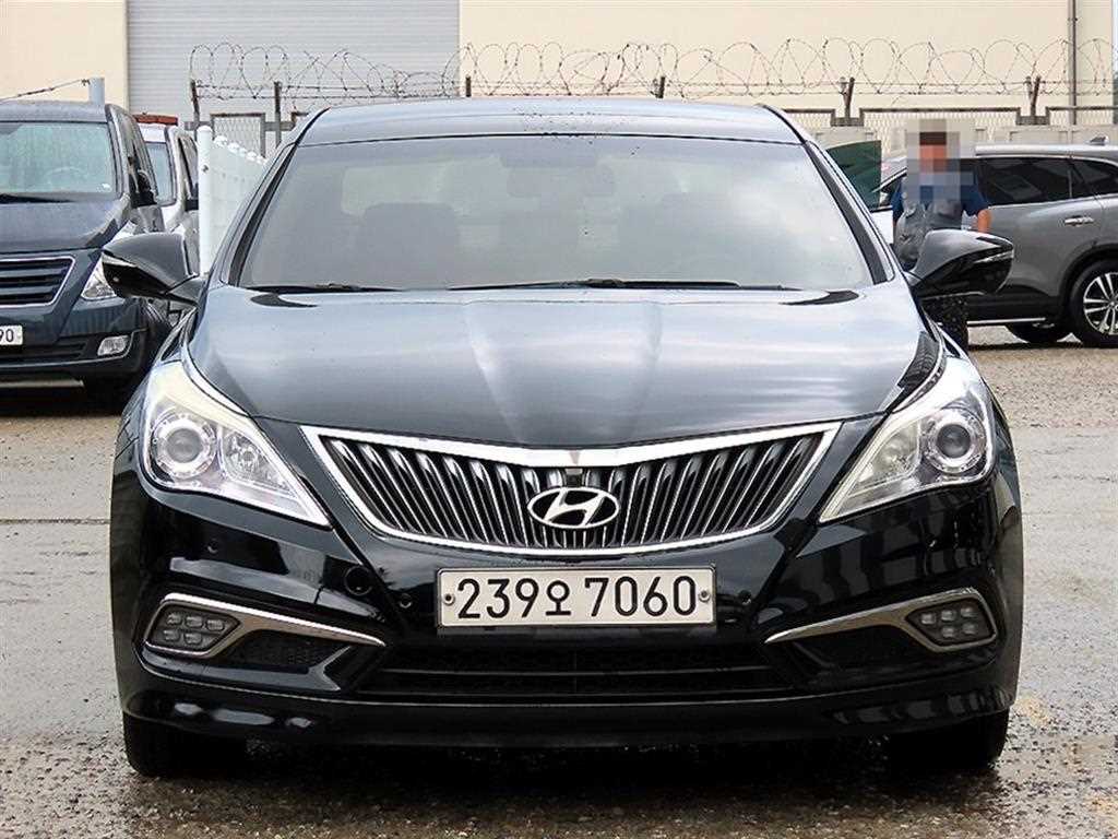 Hyundai Grandeur HG 300 Exclusive