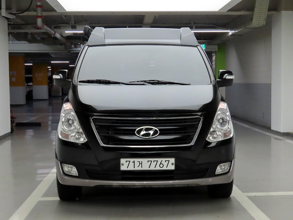 Hyundai Grand Starex Kaempingka 4WD