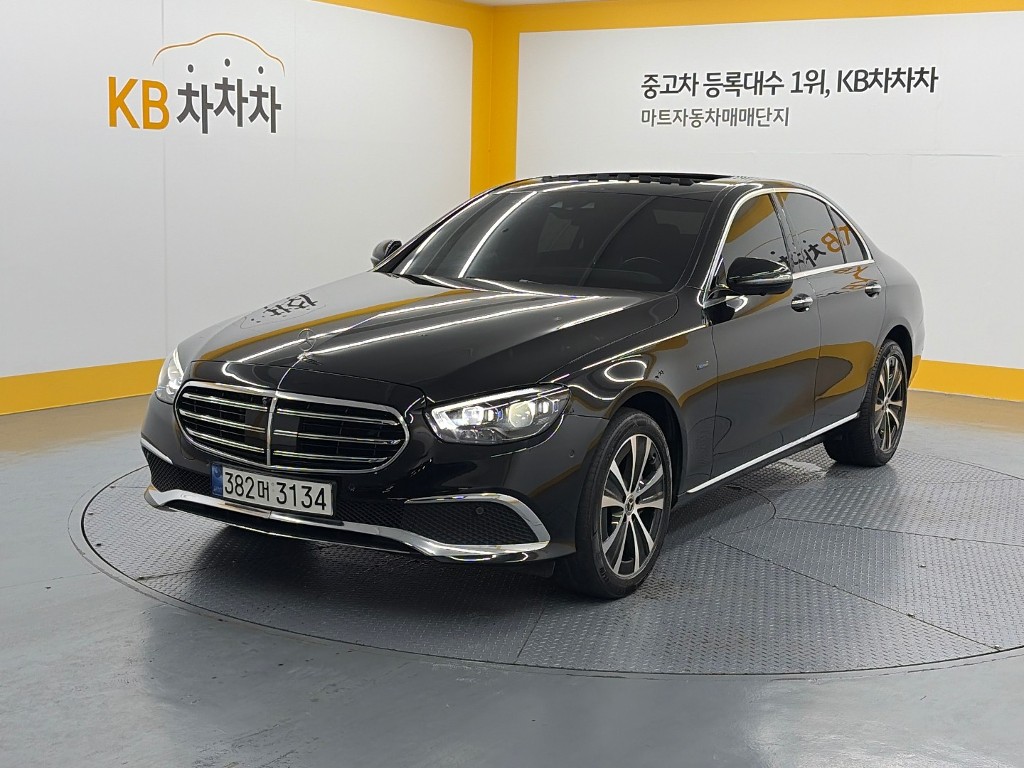 벤츠 E클래스 E300e 4Maetik Exclusive