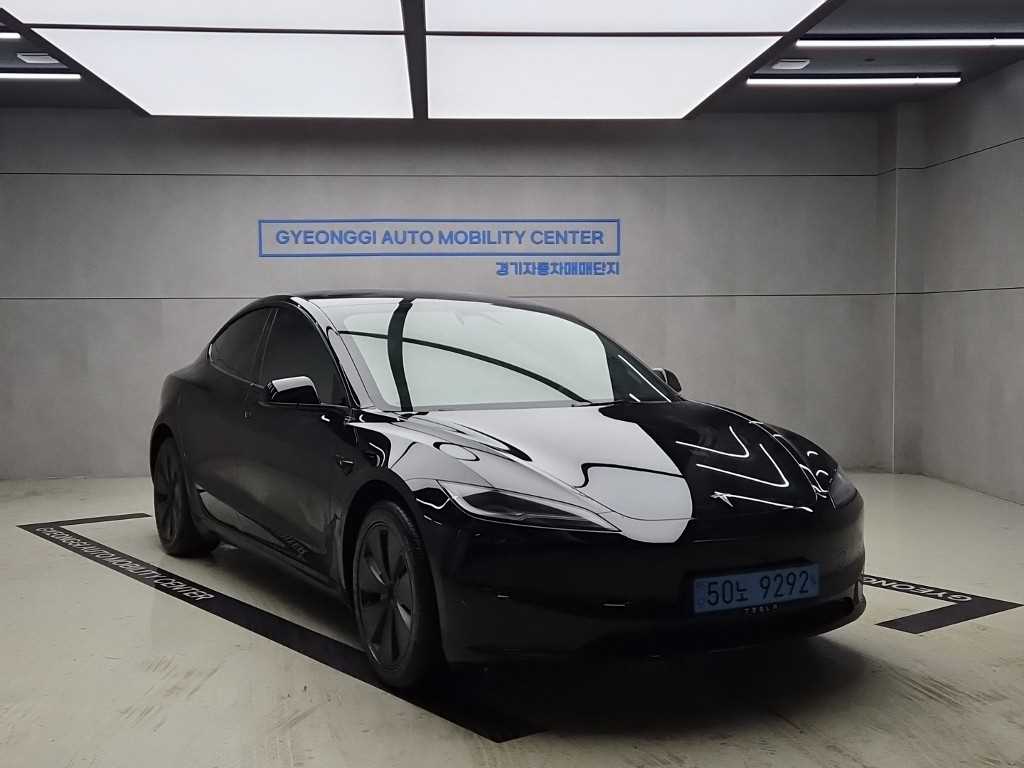 테슬라 Model 3 RWD