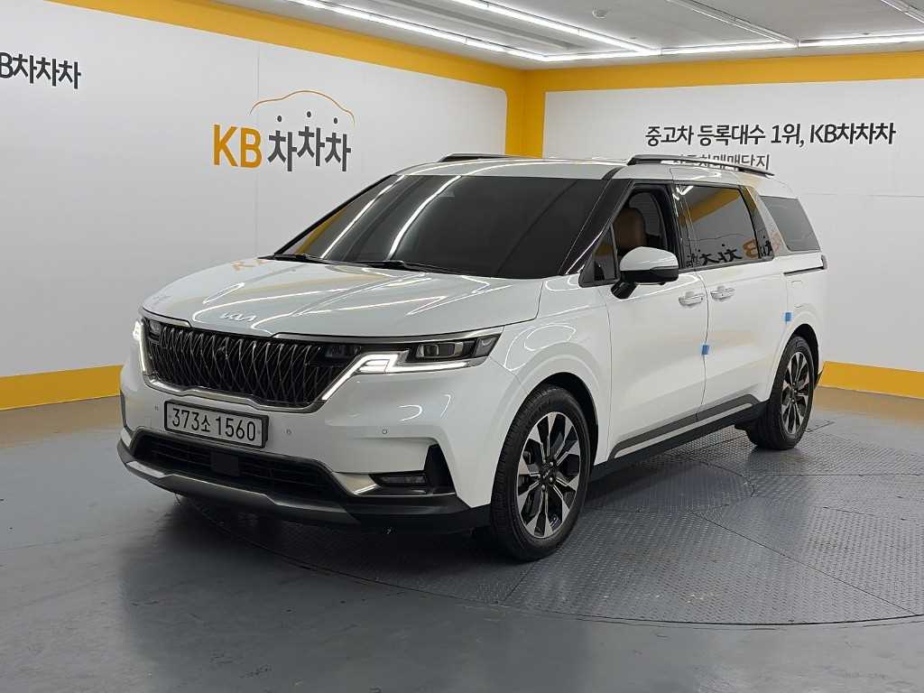 Kia Carnival 9 seats Noblesse