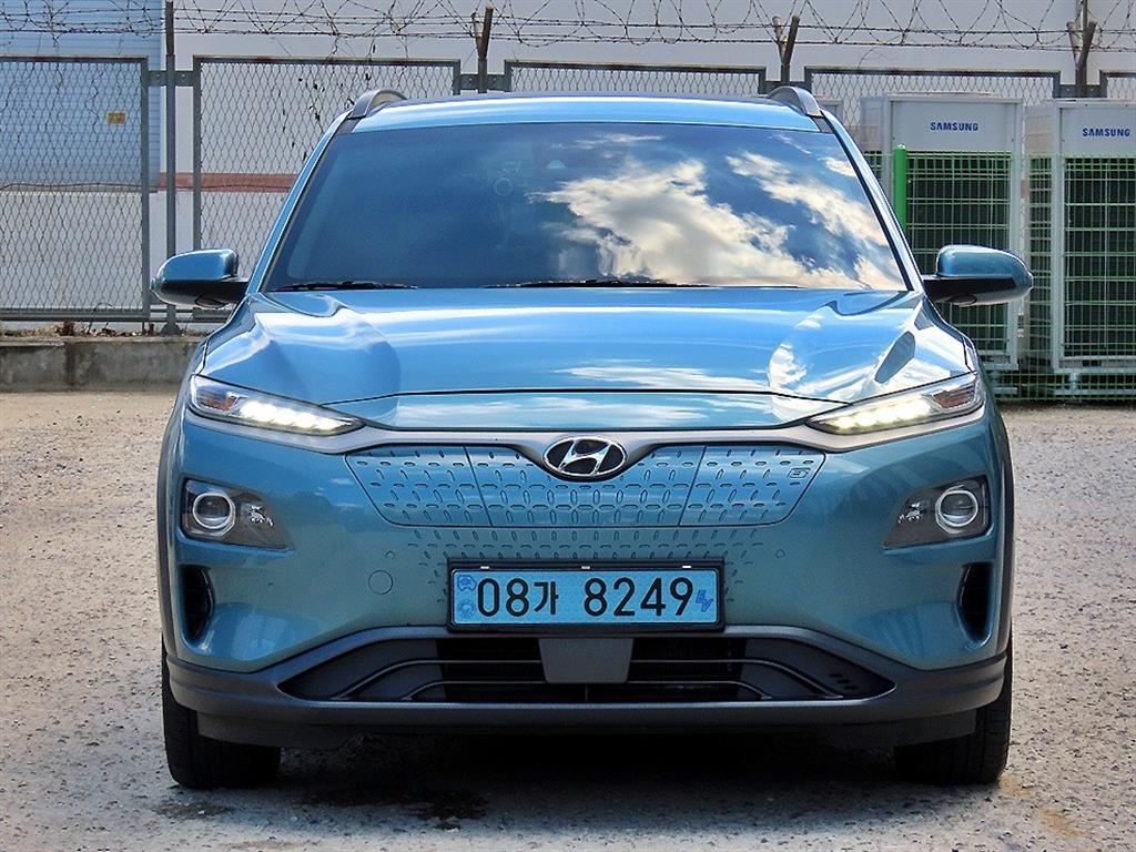 현대 코나 EV Premium