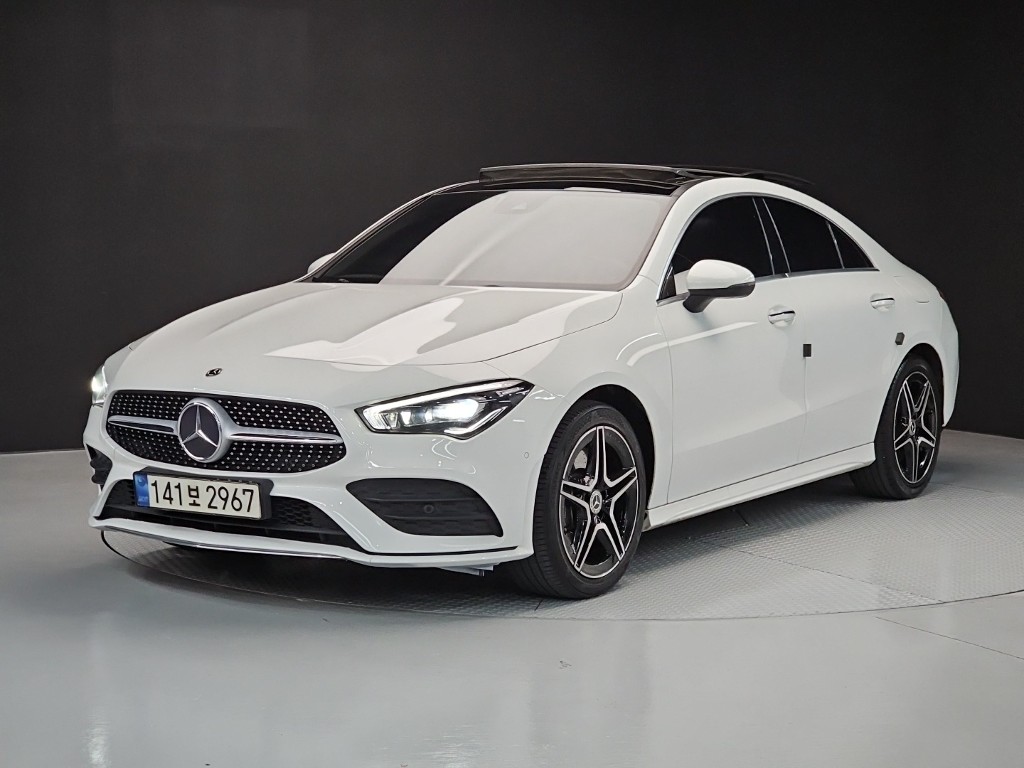 Mercedes-Benz CLA CLA250 4Maetik AMG Line