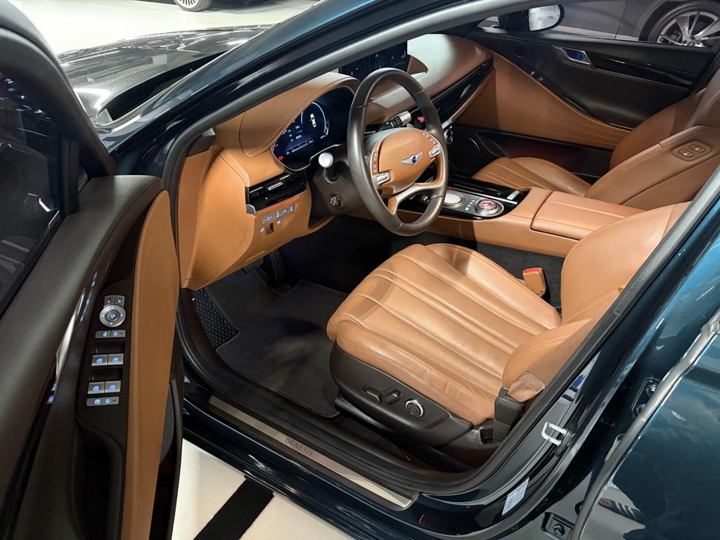 Genesis G80 2.5 AWD