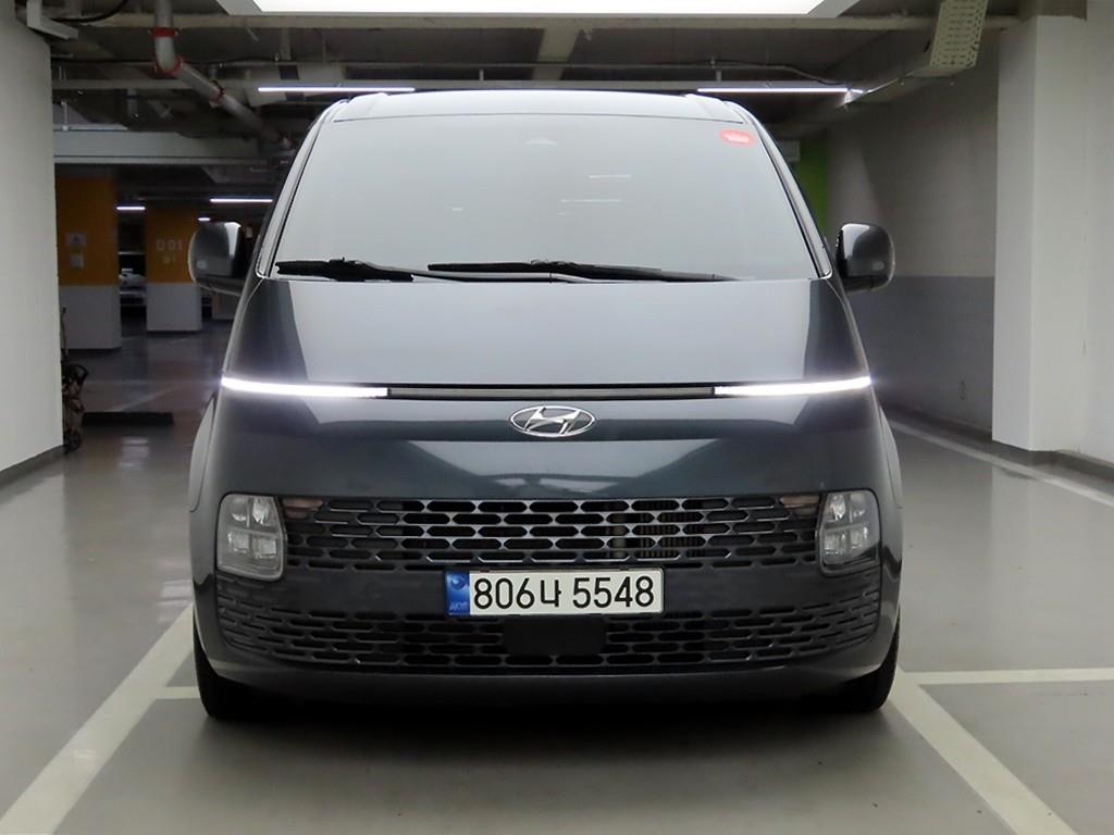 Hyundai Staria 2.2 Cargo 5 seats Modern