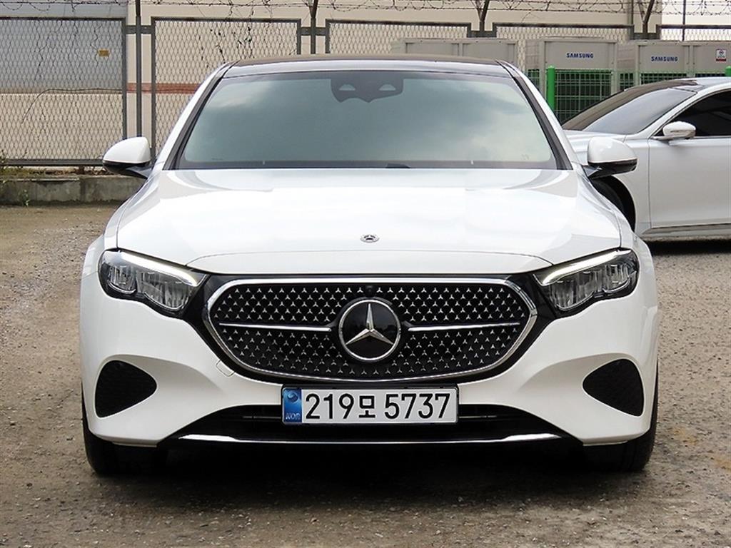 벤츠 E클래스 E200 Avantgarde