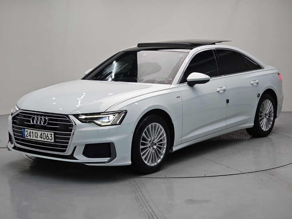 아우디 A6 45 TFSI Quattro Premium