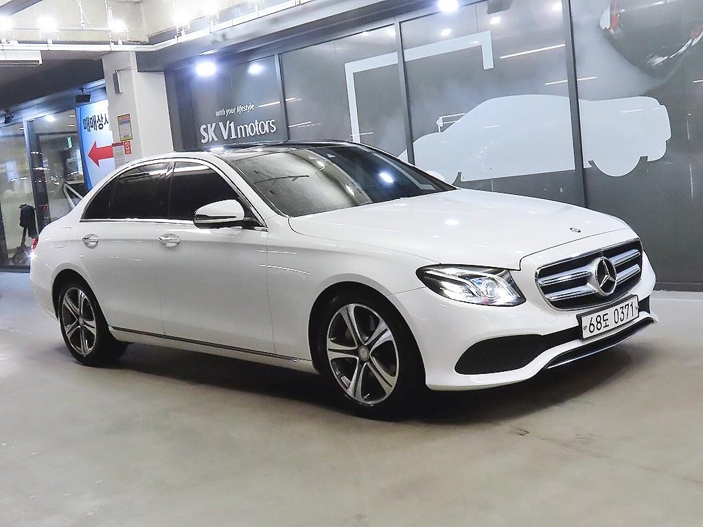 Mercedes-Benz E-Class E300 Avantgarde
