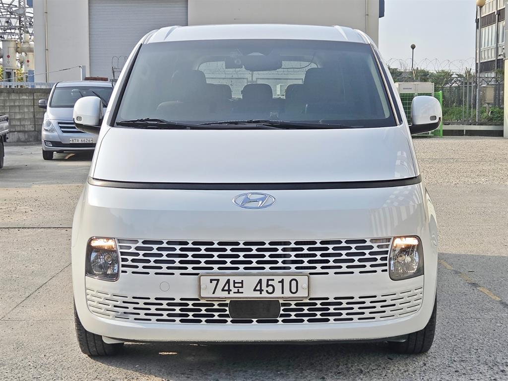 현대 스타리아 2.2 Tourer 11 seats 2WD Modern