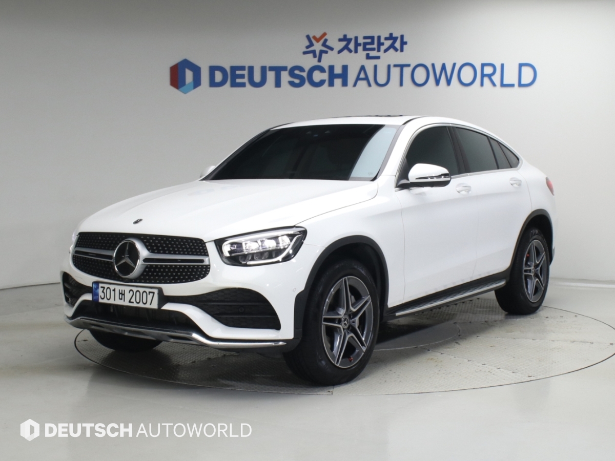 벤츠 GLC 300e 4Maetik Coupe