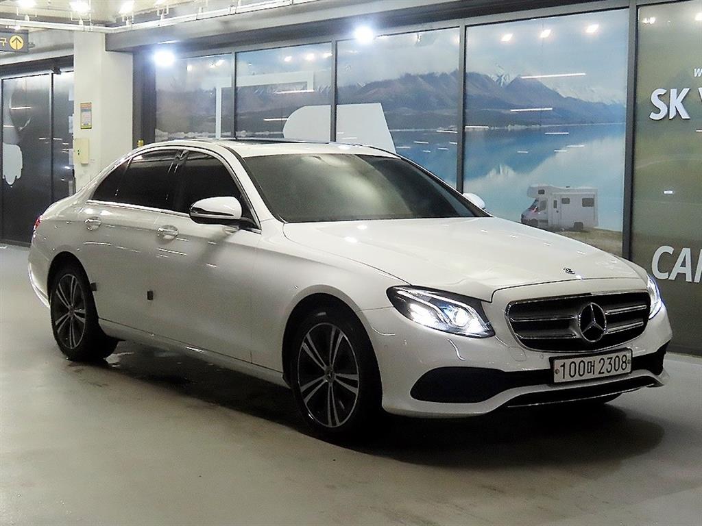 벤츠 E클래스 E220d Avantgarde