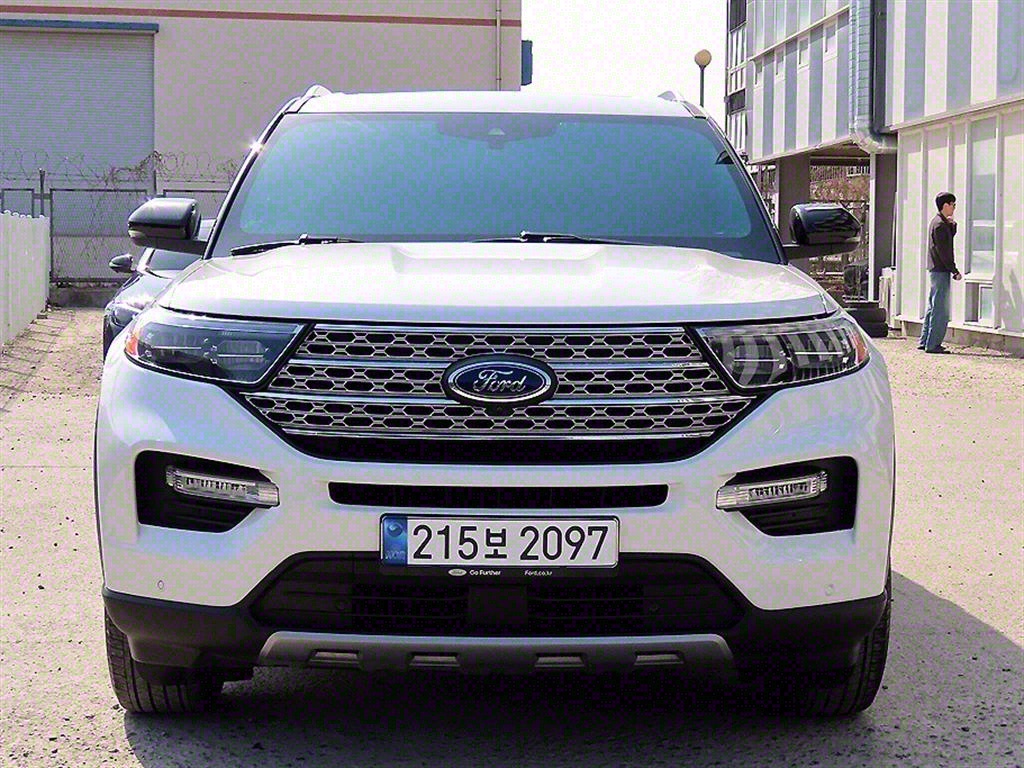 포드 익스플로러 2.3 AWD Limited