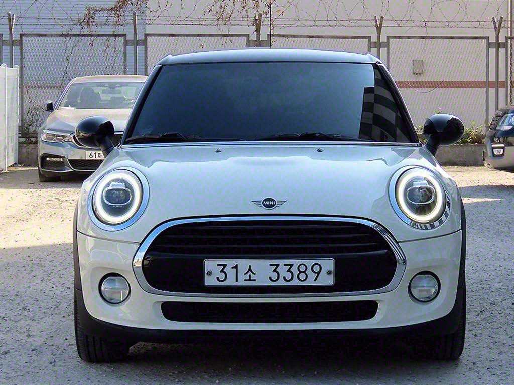 MINI Cooper 5 door 1.5 Hai