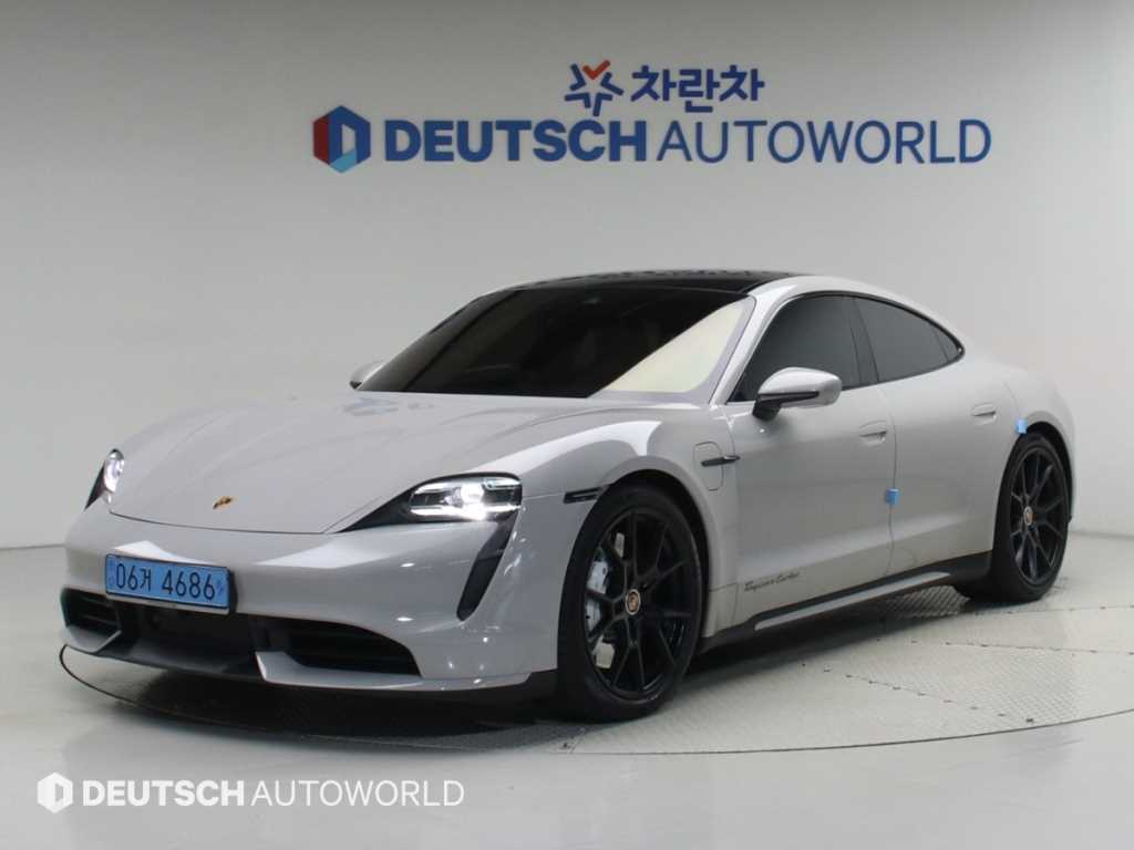 포르쉐 타이칸 EV Turbo