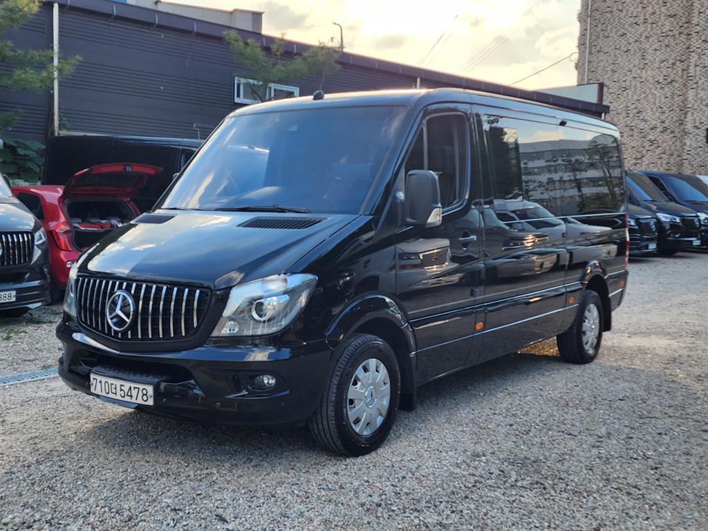 Mercedes-Benz Sprinter 3.0 Yurokochi Bijiniseu