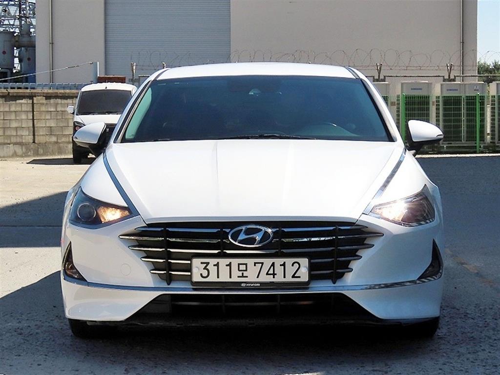 Hyundai Sonata G2.0 Gyeongchalyong