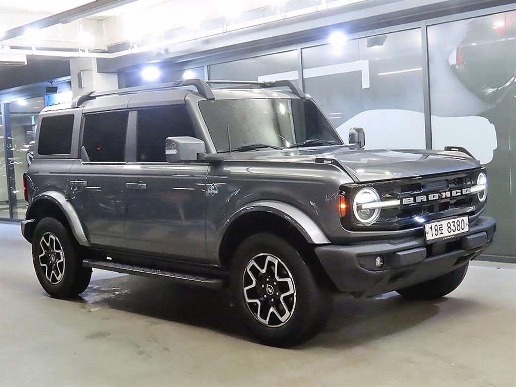 Ford Beurongko Beurongko 2.7 4DR Auteo Baengkeuseu