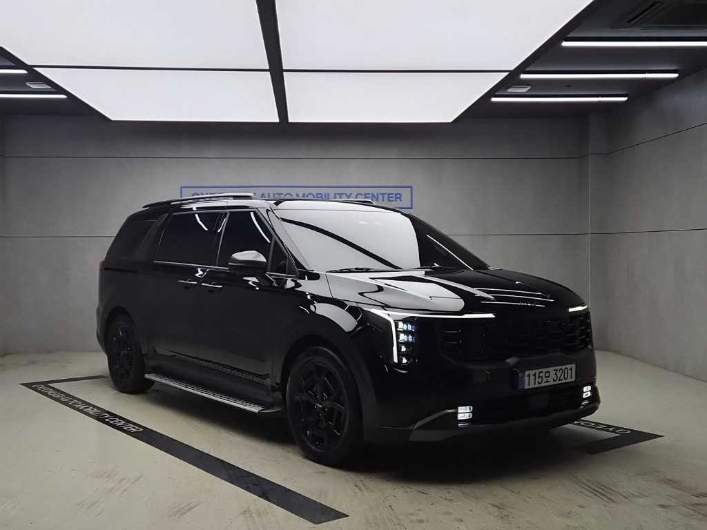 Kia Carnival 9 seats Signature Gravity