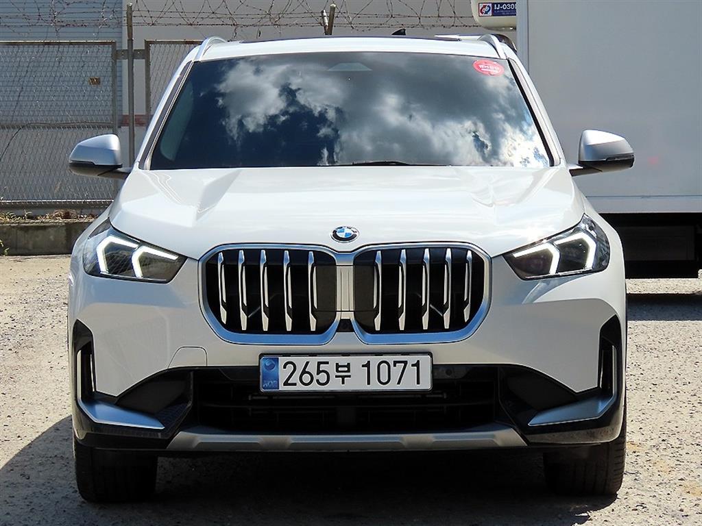BMW X1 20i xDrive Line