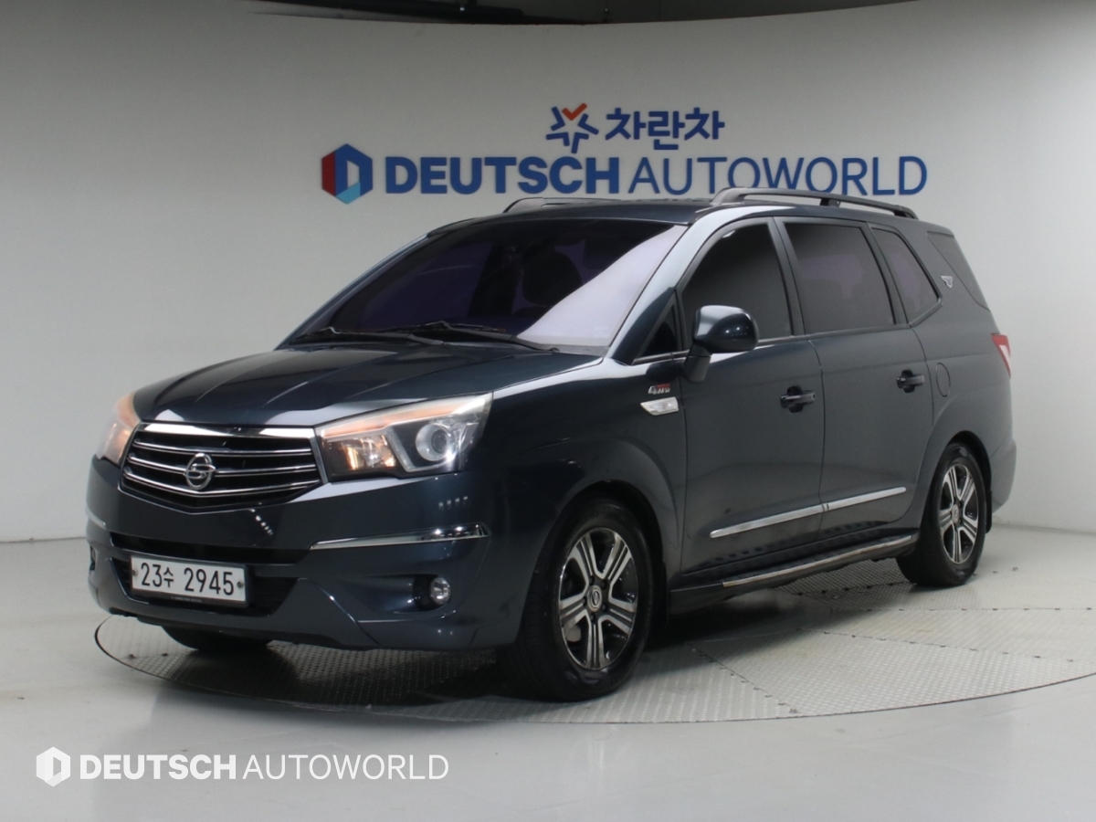 KG모빌리티(쌍용) Korando Turismo 2.0 4WD 9 seats GT