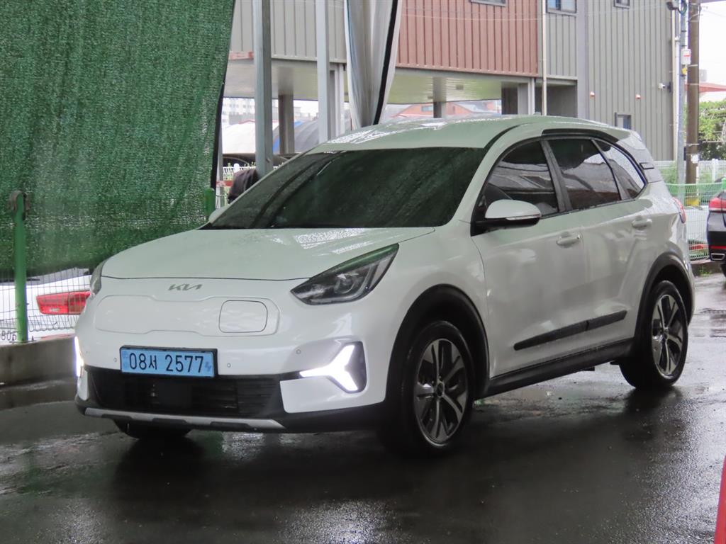 Kia Niro Plus Eoseu