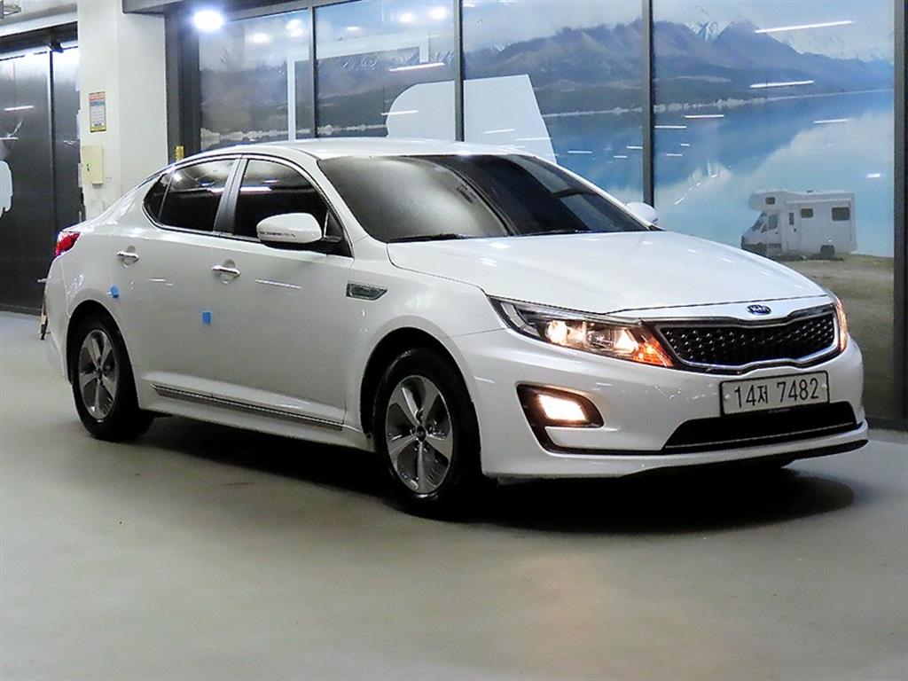 Kia K5 Hybrid 500h Luxury