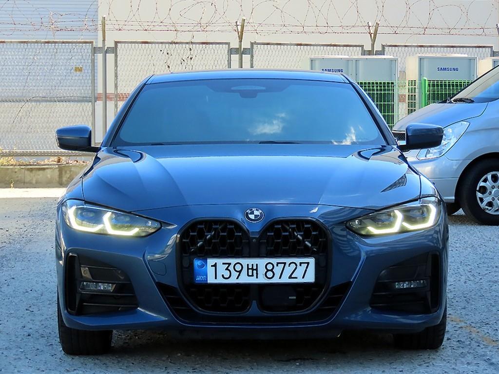 BMW 4 Series Coupe 430i Peoseuteu Edition