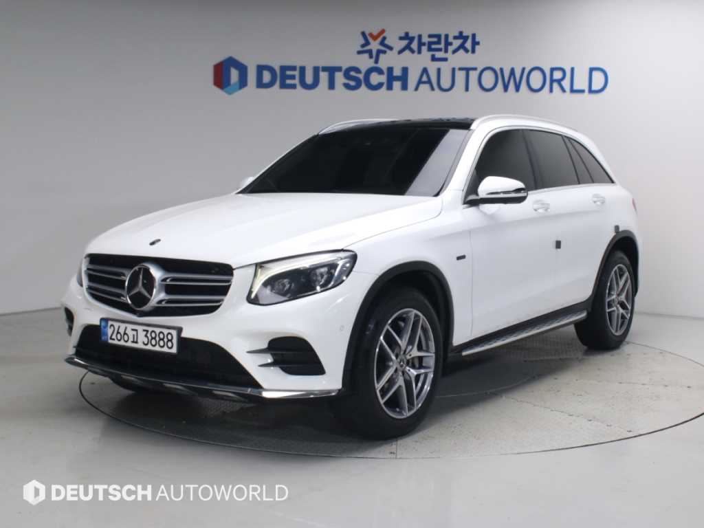 벤츠 GLC 350e 4Maetik AMG Line
