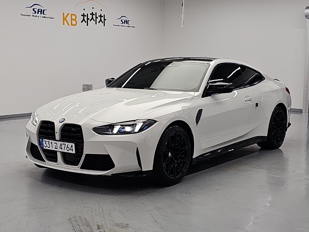 BMW M4 xDrive Coupe Keompetisyeon