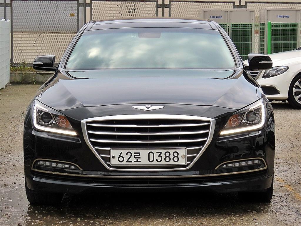 Hyundai Jenesiseudh Jenesiseudh G330 AWD Premium